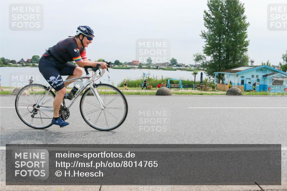 15.06.2025 - 27. Vierlanden-Triathlon H.Heesch http://msf.ph/oto/8014765 15.06.2025 11:11:53 Radfahren 212, 602 meine-sportfotos.de
