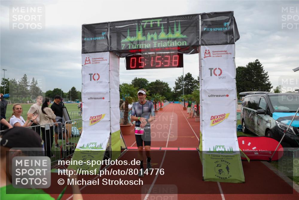 15.06.2025 - 7 Türme Triathlon Michael Strokosch http://msf.ph/oto/8014776 15.06.2025 15:15:38 Ziel 317 meine-sportfotos.de