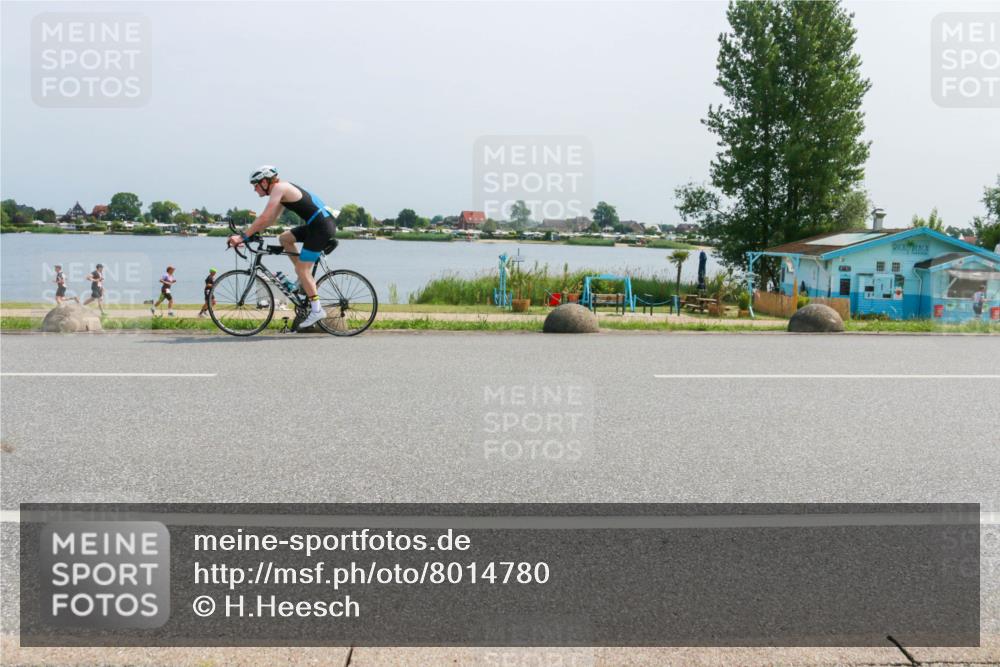 21.06.2025 - 27. Vierlanden-Triathlon H.Heesch http://msf.ph/oto/8014780 15.06.2025 11:50:18 Radfahren 670, 729, 731, 766, 783 meine-sportfotos.de