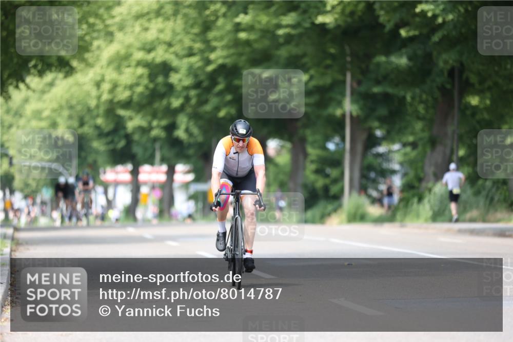 15.06.2025 - 7 Türme Triathlon Yannick Fuchs http://msf.ph/oto/8014787 15.06.2025 13:28:18 Radfahren 290, 404, 438, 649 meine-sportfotos.de