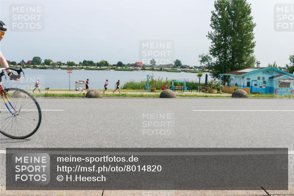 21.06.2025 - 27. Vierlanden-Triathlon H.Heesch http://msf.ph/oto/8014820 15.06.2025 11:50:20 Radfahren 670, 729, 731, 766, 783 meine-sportfotos.de