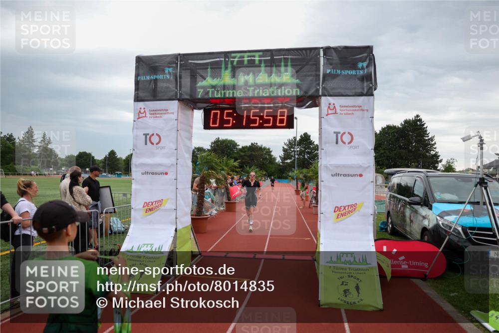 15.06.2025 - 7 Türme Triathlon Michael Strokosch http://msf.ph/oto/8014835 15.06.2025 15:15:57 Ziel 653 meine-sportfotos.de