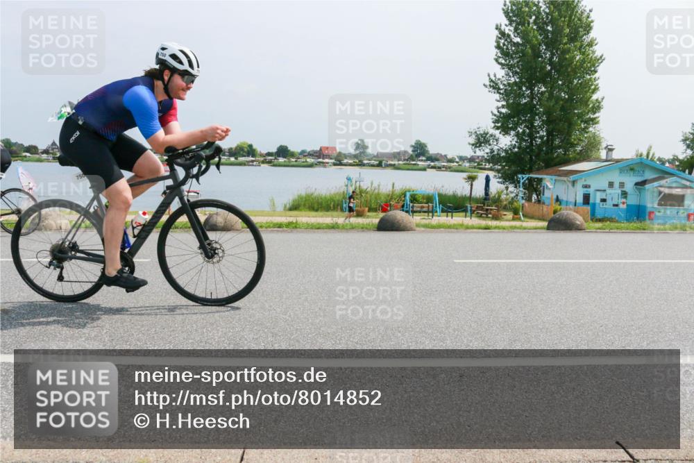 21.06.2025 - 27. Vierlanden-Triathlon H.Heesch http://msf.ph/oto/8014852 15.06.2025 11:50:47 Radfahren 750, 769 meine-sportfotos.de