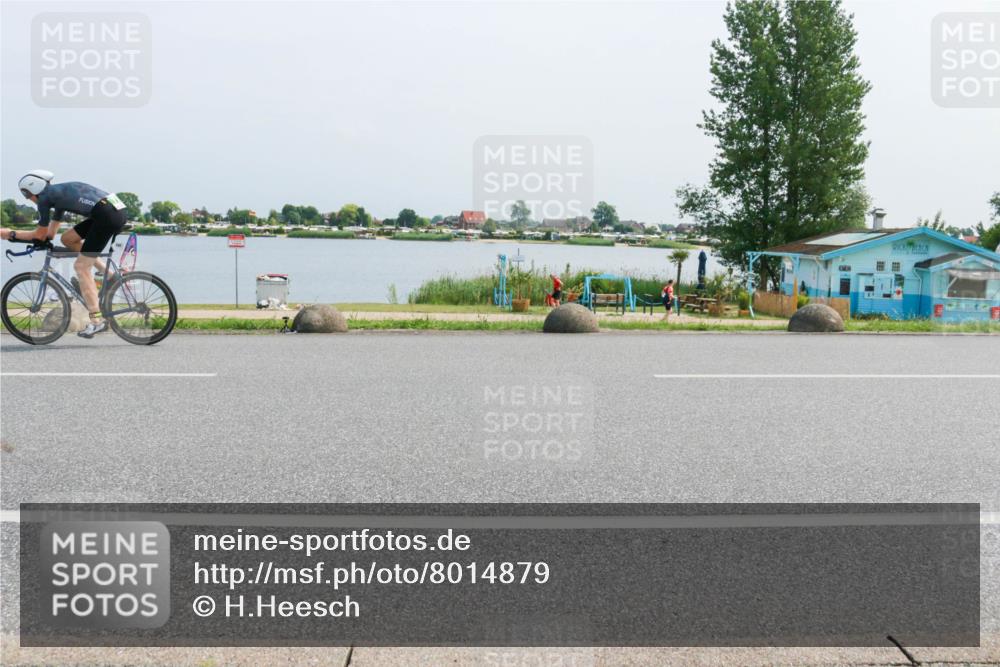 21.06.2025 - 27. Vierlanden-Triathlon H.Heesch http://msf.ph/oto/8014879 15.06.2025 11:51:04 Radfahren 782, 797, 946, 947 meine-sportfotos.de