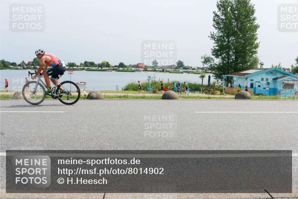 21.06.2025 - 27. Vierlanden-Triathlon H.Heesch http://msf.ph/oto/8014902 15.06.2025 11:51:17 Radfahren 840 meine-sportfotos.de