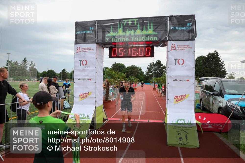 15.06.2025 - 7 Türme Triathlon Michael Strokosch http://msf.ph/oto/8014908 15.06.2025 15:16:00 Ziel 653 meine-sportfotos.de