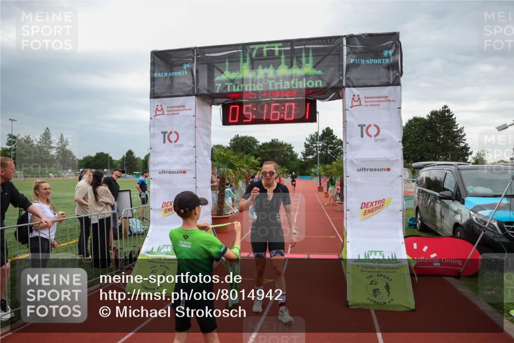 15.06.2025 - 7 Türme Triathlon Michael Strokosch http://msf.ph/oto/8014942 15.06.2025 15:16:01 Ziel 653 meine-sportfotos.de