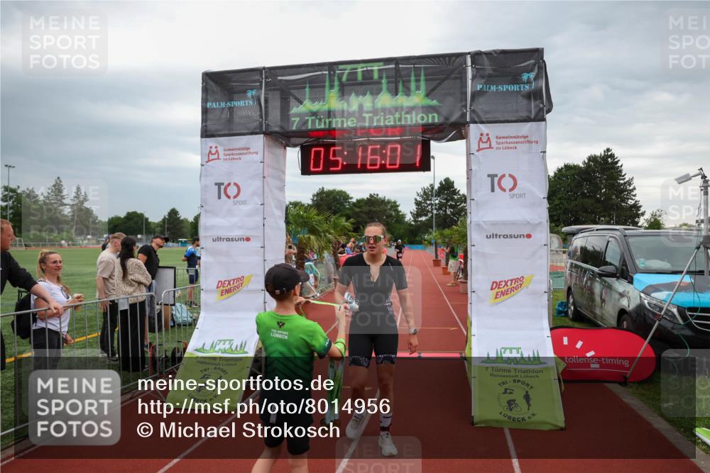 15.06.2025 - 7 Türme Triathlon Michael Strokosch http://msf.ph/oto/8014956 15.06.2025 15:16:01 Ziel 653 meine-sportfotos.de