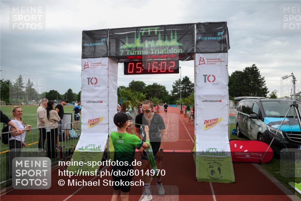 15.06.2025 - 7 Türme Triathlon Michael Strokosch http://msf.ph/oto/8014970 15.06.2025 15:16:02 Ziel 653 meine-sportfotos.de