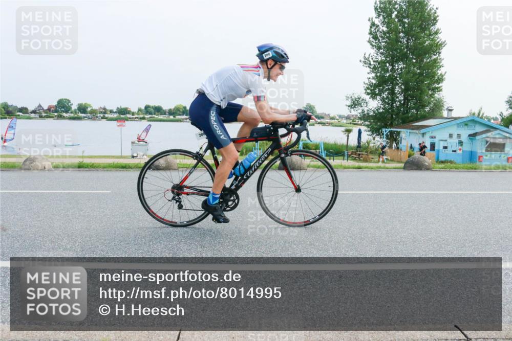 21.06.2025 - 27. Vierlanden-Triathlon H.Heesch http://msf.ph/oto/8014995 15.06.2025 11:51:57 Radfahren 208, 784, 928 meine-sportfotos.de