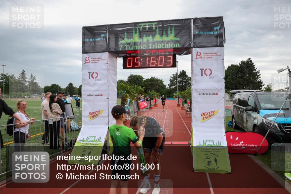 15.06.2025 - 7 Türme Triathlon Michael Strokosch http://msf.ph/oto/8015001 15.06.2025 15:16:03 Ziel 209, 653 meine-sportfotos.de