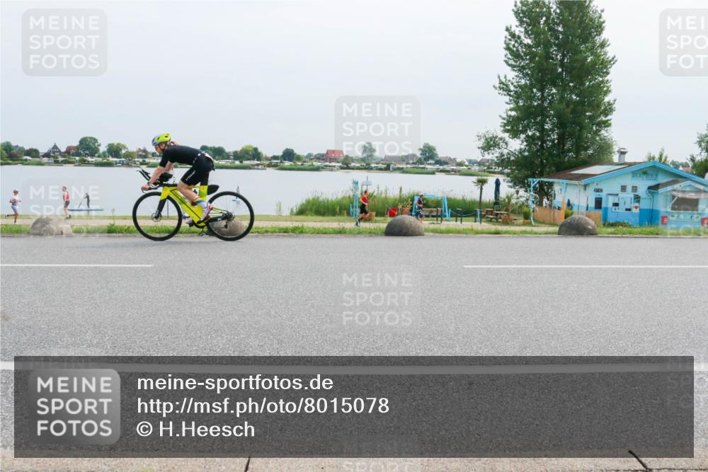 15.06.2025 - 27. Vierlanden-Triathlon H.Heesch http://msf.ph/oto/8015078 15.06.2025 11:12:25 Radfahren 222, 235, 637, 699 meine-sportfotos.de