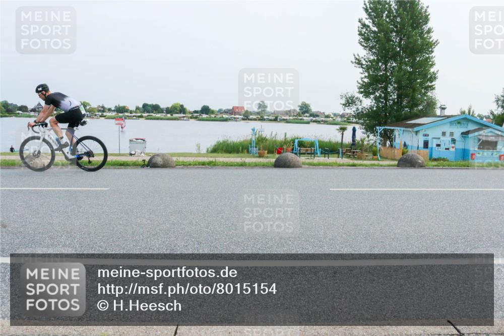 21.06.2025 - 27. Vierlanden-Triathlon H.Heesch http://msf.ph/oto/8015154 15.06.2025 11:52:36 Radfahren 663, 785, 856 meine-sportfotos.de