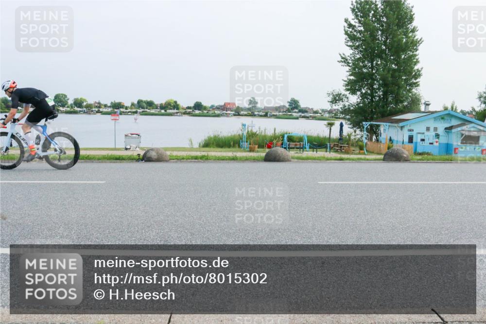 21.06.2025 - 27. Vierlanden-Triathlon H.Heesch http://msf.ph/oto/8015302 15.06.2025 11:53:18 Radfahren 717, 787, 934 meine-sportfotos.de