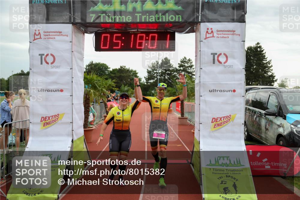 15.06.2025 - 7 Türme Triathlon Michael Strokosch http://msf.ph/oto/8015382 15.06.2025 15:18:01 Ziel 265 meine-sportfotos.de