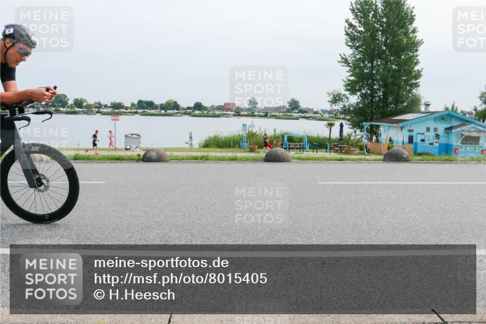 15.06.2025 - 27. Vierlanden-Triathlon H.Heesch http://msf.ph/oto/8015405 15.06.2025 11:13:22 Radfahren 9, 134, 223 meine-sportfotos.de