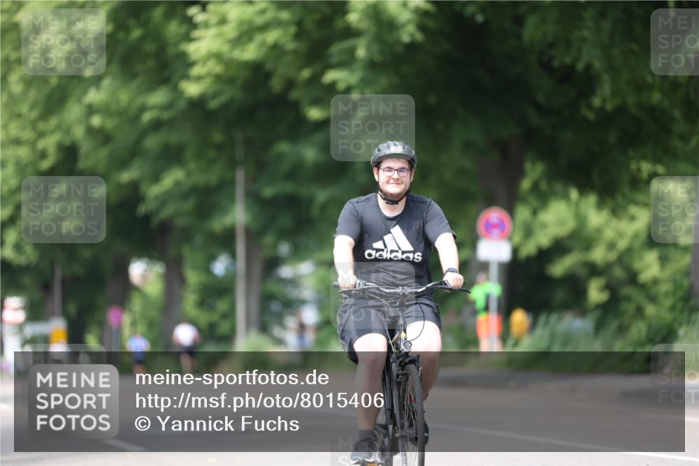 15.06.2025 - 7 Türme Triathlon Yannick Fuchs http://msf.ph/oto/8015406 15.06.2025 13:28:38 Radfahren 636, 767, 896 meine-sportfotos.de