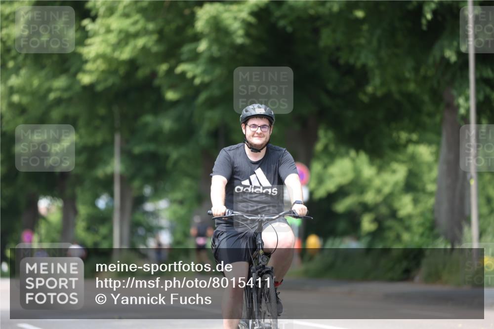 15.06.2025 - 7 Türme Triathlon Yannick Fuchs http://msf.ph/oto/8015411 15.06.2025 13:28:38 Radfahren 636, 767, 896 meine-sportfotos.de