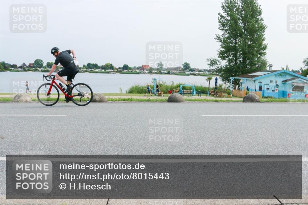 21.06.2025 - 27. Vierlanden-Triathlon H.Heesch http://msf.ph/oto/8015443 15.06.2025 11:54:11 Radfahren 684 meine-sportfotos.de