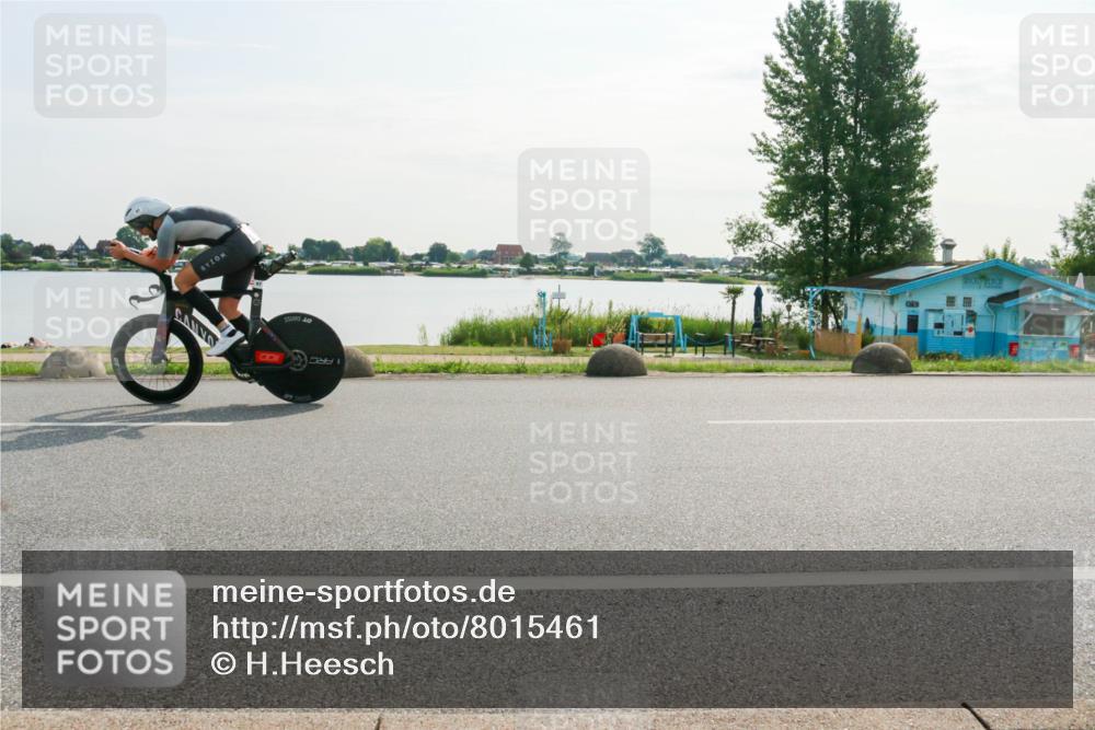 15.06.2025 - 27. Vierlanden-Triathlon H.Heesch http://msf.ph/oto/8015461 15.06.2025 09:09:01 Radfahren 87 meine-sportfotos.de