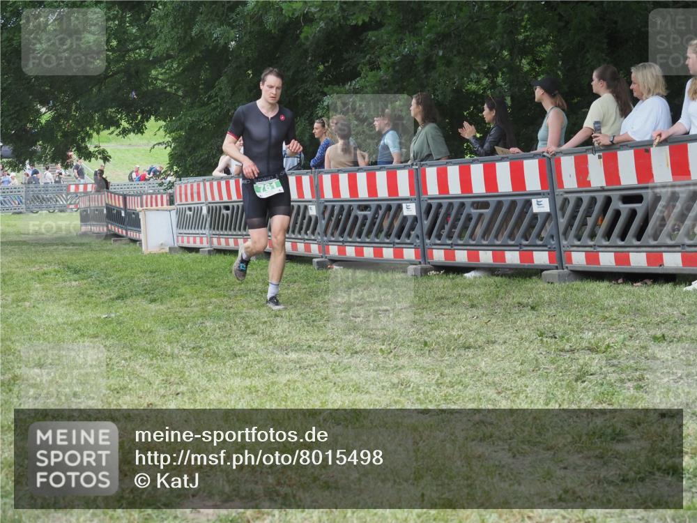21.06.2025 - 27. Vierlanden-Triathlon KatJ http://msf.ph/oto/8015498 15.06.2025 13:13:23 Ziel 723, 761, 778 meine-sportfotos.de