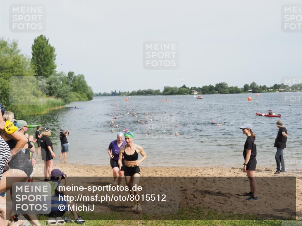 21.06.2025 - 27. Vierlanden-Triathlon MichiJ http://msf.ph/oto/8015512 15.06.2026 10:16:32 Schwimmen 487, 491, 499, 526, 549, 574, 614, 634 meine-sportfotos.de