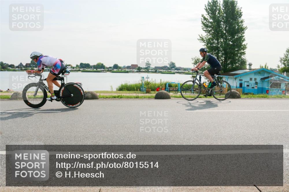 15.06.2025 - 27. Vierlanden-Triathlon H.Heesch http://msf.ph/oto/8015514 15.06.2025 09:09:34 Radfahren 30, 63, 196, 208 meine-sportfotos.de