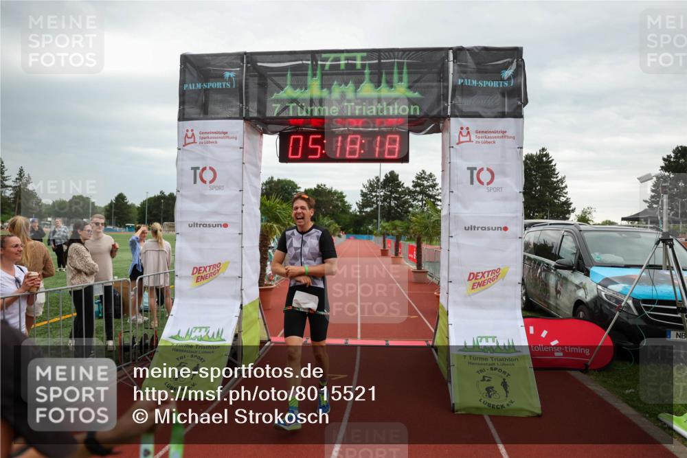 15.06.2025 - 7 Türme Triathlon Michael Strokosch http://msf.ph/oto/8015521 15.06.2025 15:18:18 Ziel 305 meine-sportfotos.de