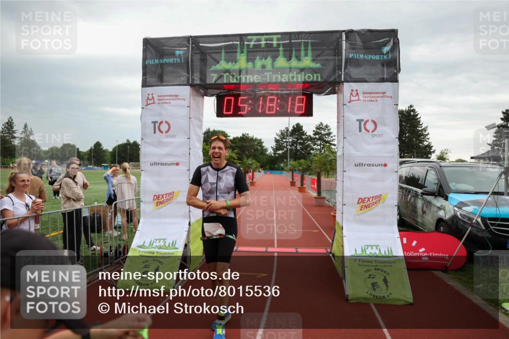 15.06.2025 - 7 Türme Triathlon Michael Strokosch http://msf.ph/oto/8015536 15.06.2025 15:18:18 Ziel 305 meine-sportfotos.de
