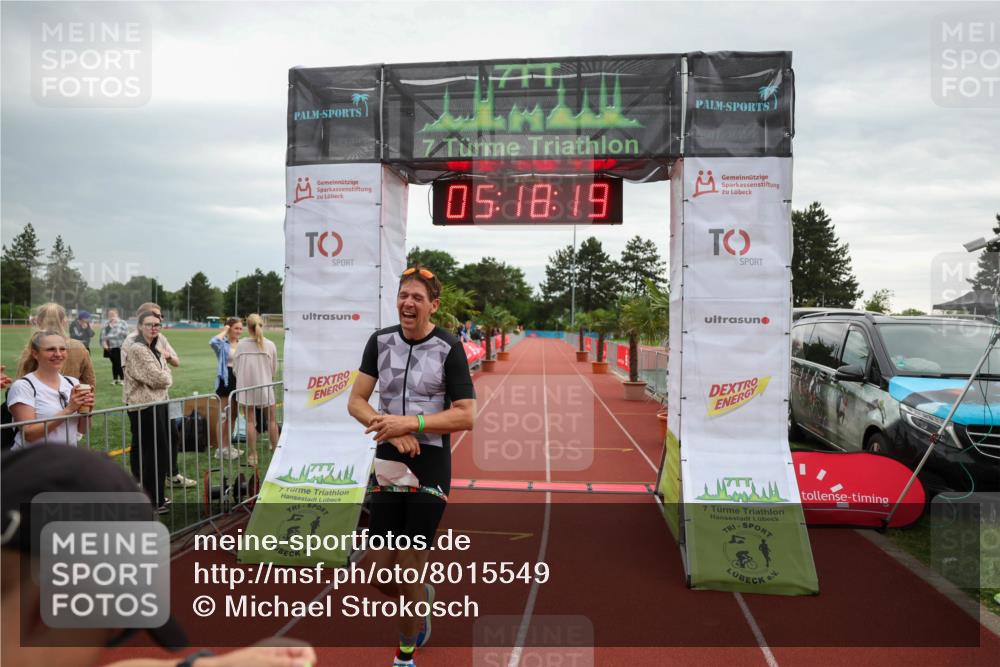 15.06.2025 - 7 Türme Triathlon Michael Strokosch http://msf.ph/oto/8015549 15.06.2025 15:18:18 Ziel 305 meine-sportfotos.de