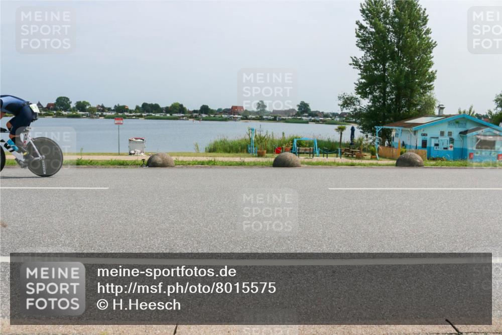 21.06.2025 - 27. Vierlanden-Triathlon H.Heesch http://msf.ph/oto/8015575 15.06.2025 11:55:00 Radfahren 836, 846, 857 meine-sportfotos.de