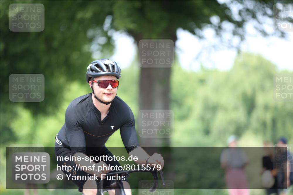 15.06.2025 - 7 Türme Triathlon Yannick Fuchs http://msf.ph/oto/8015579 15.06.2025 13:28:41 Radfahren 274, 636, 767, 804, 896 meine-sportfotos.de