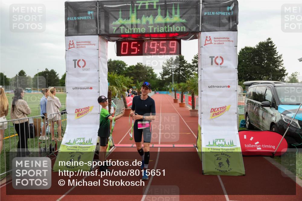 15.06.2025 - 7 Türme Triathlon Michael Strokosch http://msf.ph/oto/8015651 15.06.2025 15:19:58 Ziel 257 meine-sportfotos.de