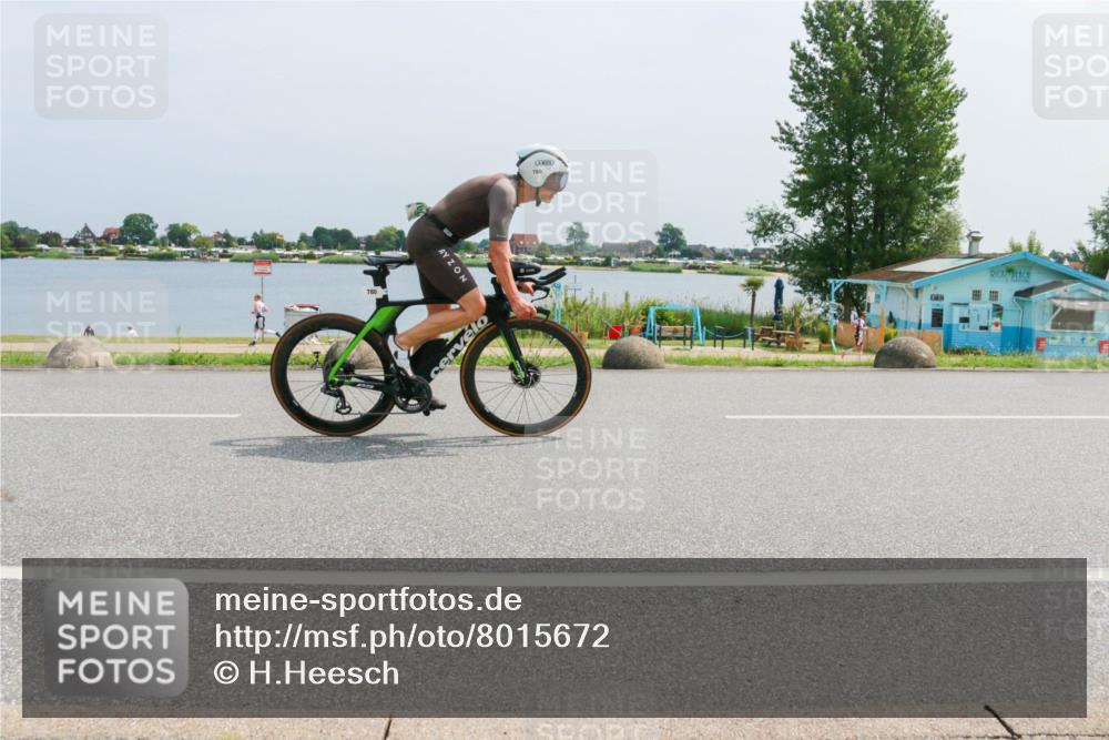 21.06.2025 - 27. Vierlanden-Triathlon H.Heesch http://msf.ph/oto/8015672 15.06.2025 11:55:16 Radfahren 203, 780, 799, 970 meine-sportfotos.de