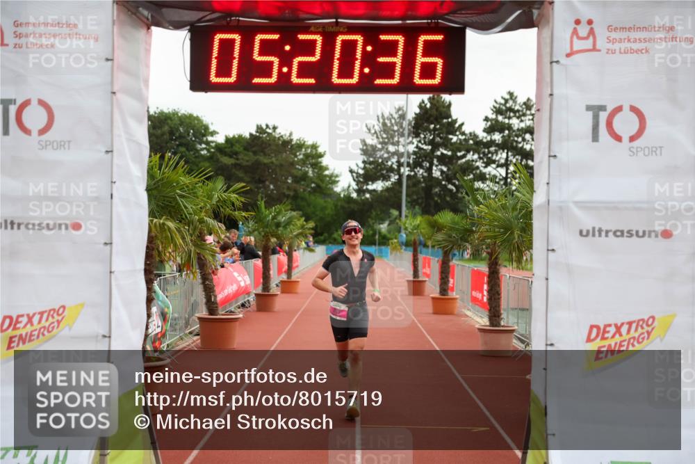 15.06.2025 - 7 Türme Triathlon Michael Strokosch http://msf.ph/oto/8015719 15.06.2025 15:20:35 Ziel 315 meine-sportfotos.de