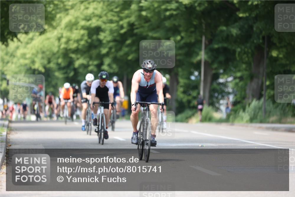 15.06.2025 - 7 Türme Triathlon Yannick Fuchs http://msf.ph/oto/8015741 15.06.2025 13:28:45 Radfahren 274, 557, 595, 804, 805, 886, 1049 meine-sportfotos.de
