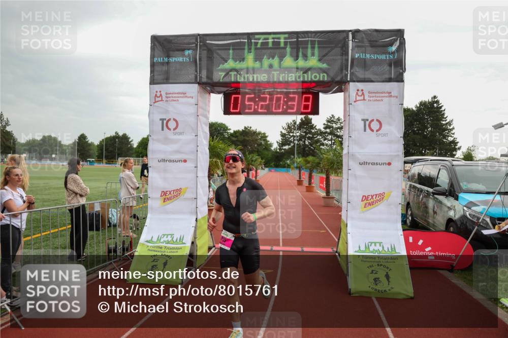 15.06.2025 - 7 Türme Triathlon Michael Strokosch http://msf.ph/oto/8015761 15.06.2025 15:20:37 Ziel 315 meine-sportfotos.de