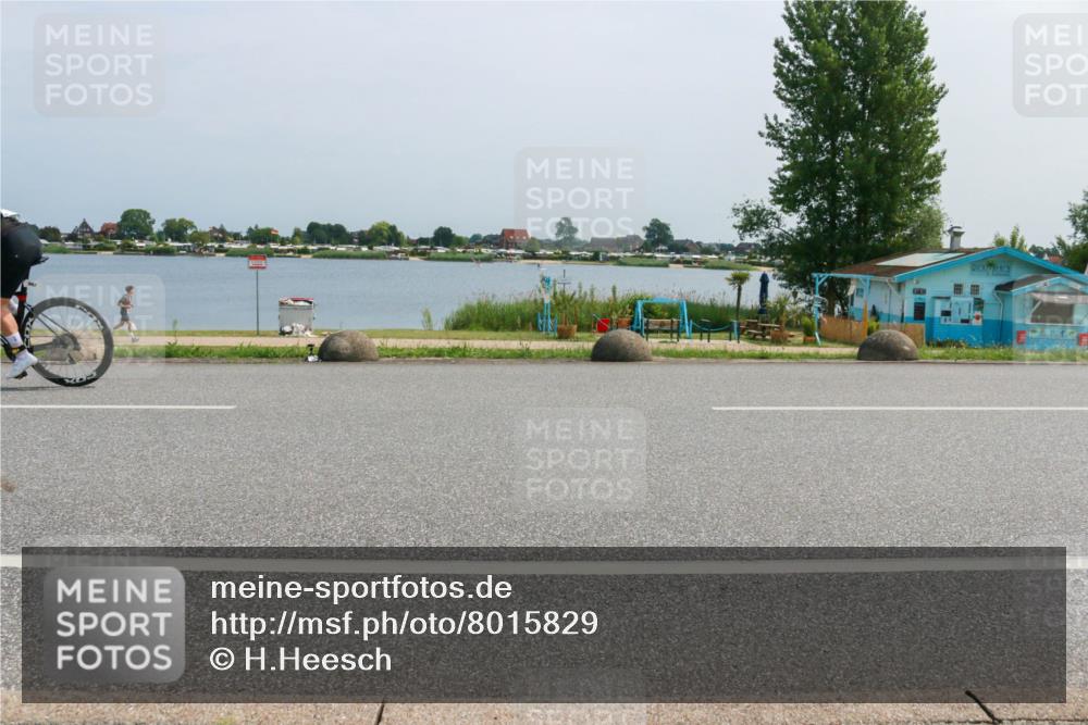21.06.2025 - 27. Vierlanden-Triathlon H.Heesch http://msf.ph/oto/8015829 15.06.2025 11:55:24 Radfahren 835, 920, 960, 962, 982 meine-sportfotos.de