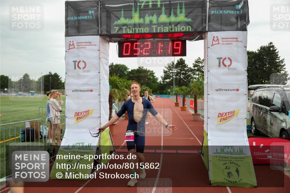 15.06.2025 - 7 Türme Triathlon Michael Strokosch http://msf.ph/oto/8015862 15.06.2025 15:21:19 Ziel 204, 236 meine-sportfotos.de
