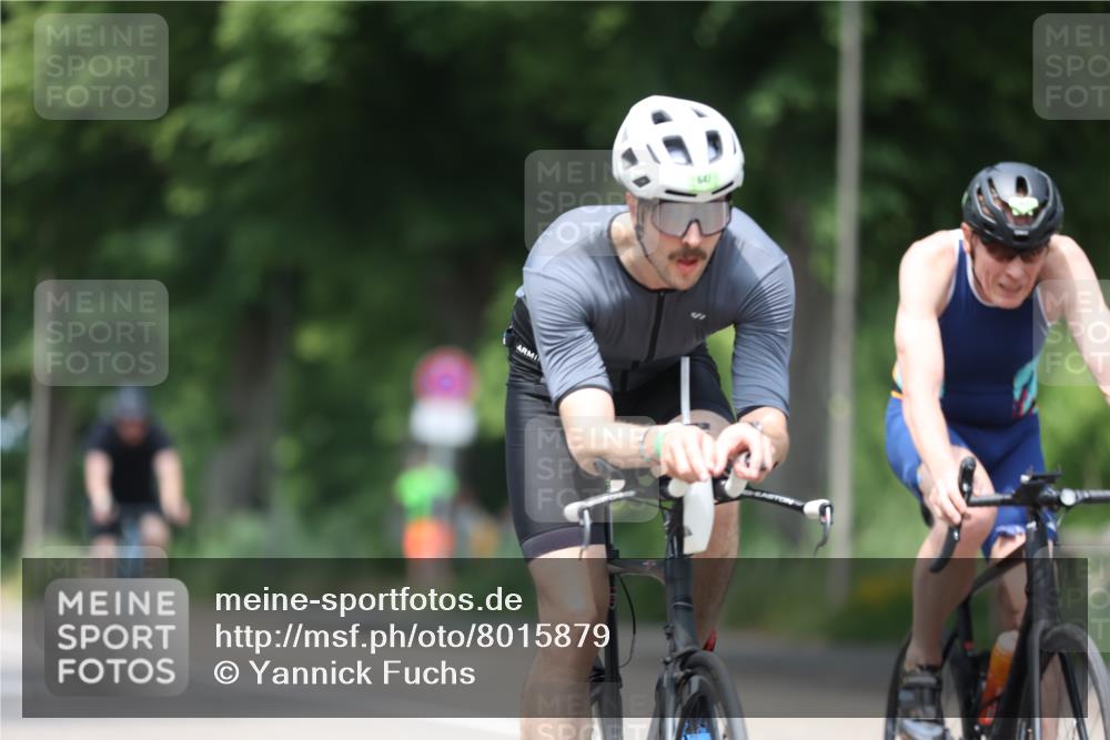 15.06.2025 - 7 Türme Triathlon Yannick Fuchs http://msf.ph/oto/8015879 15.06.2025 13:28:48 Radfahren 274, 557, 595, 745, 804, 805, 886, 1049 meine-sportfotos.de