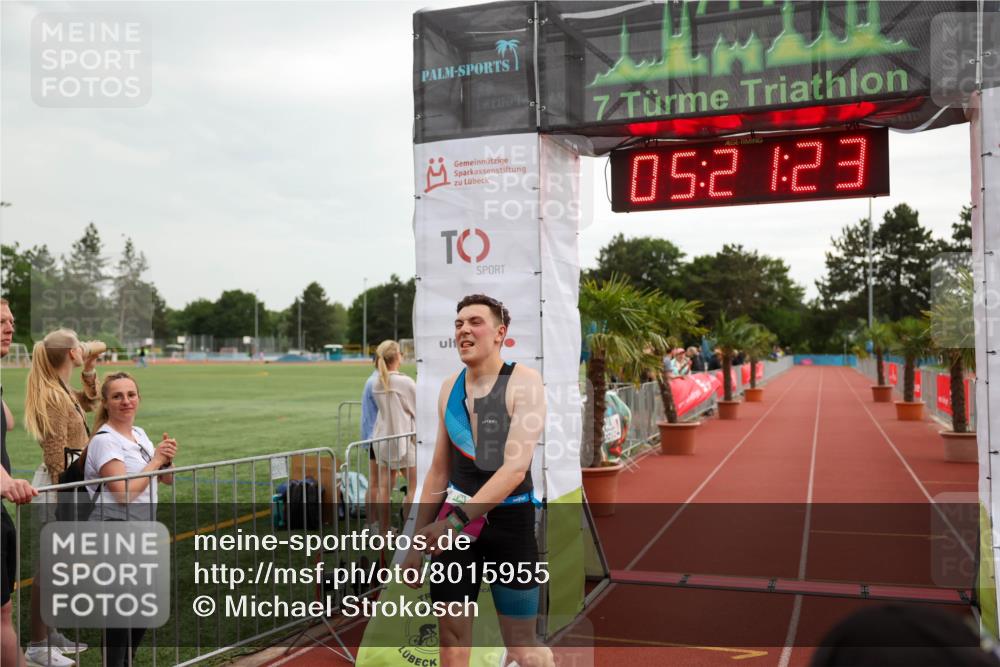 15.06.2025 - 7 Türme Triathlon Michael Strokosch http://msf.ph/oto/8015955 15.06.2025 15:21:23 Ziel 204, 236 meine-sportfotos.de