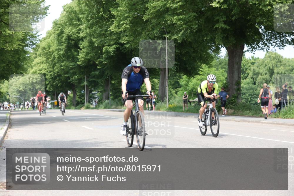 15.06.2025 - 7 Türme Triathlon Yannick Fuchs http://msf.ph/oto/8015971 15.06.2025 13:28:58 Radfahren 339, 558, 592, 680, 1006, 1045 meine-sportfotos.de