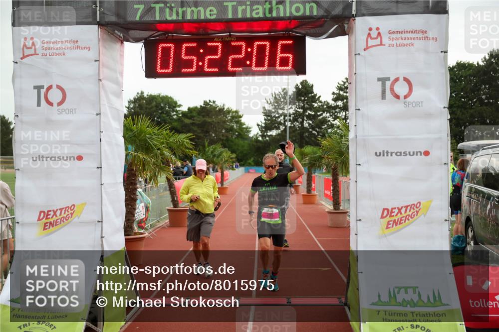 15.06.2025 - 7 Türme Triathlon Michael Strokosch http://msf.ph/oto/8015975 15.06.2025 15:22:05 Ziel 255 meine-sportfotos.de