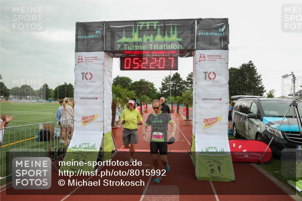 15.06.2025 - 7 Türme Triathlon Michael Strokosch http://msf.ph/oto/8015992 15.06.2025 15:22:06 Ziel 255 meine-sportfotos.de