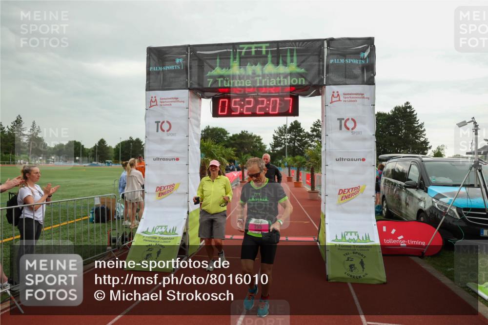 15.06.2025 - 7 Türme Triathlon Michael Strokosch http://msf.ph/oto/8016010 15.06.2025 15:22:07 Ziel 255 meine-sportfotos.de