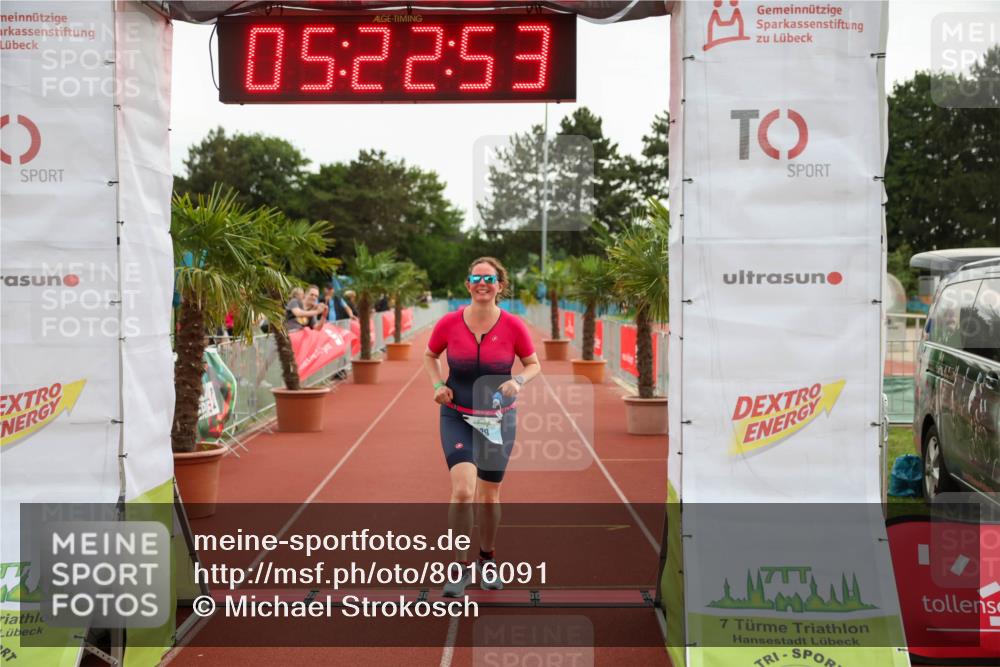 15.06.2025 - 7 Türme Triathlon Michael Strokosch http://msf.ph/oto/8016091 15.06.2025 15:22:53 Ziel 429 meine-sportfotos.de
