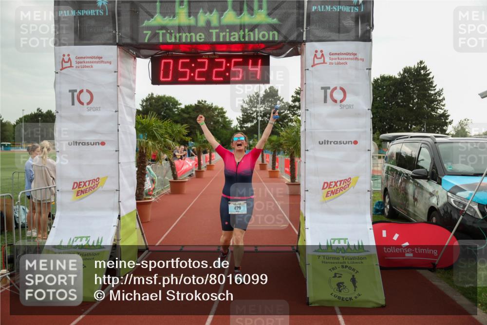 15.06.2025 - 7 Türme Triathlon Michael Strokosch http://msf.ph/oto/8016099 15.06.2025 15:22:54 Ziel 429 meine-sportfotos.de