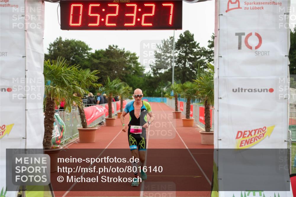 15.06.2025 - 7 Türme Triathlon Michael Strokosch http://msf.ph/oto/8016140 15.06.2025 15:23:26 Ziel 252 meine-sportfotos.de