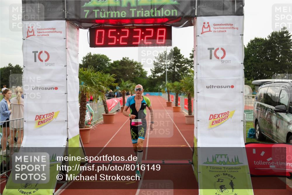 15.06.2025 - 7 Türme Triathlon Michael Strokosch http://msf.ph/oto/8016149 15.06.2025 15:23:28 Ziel 252 meine-sportfotos.de