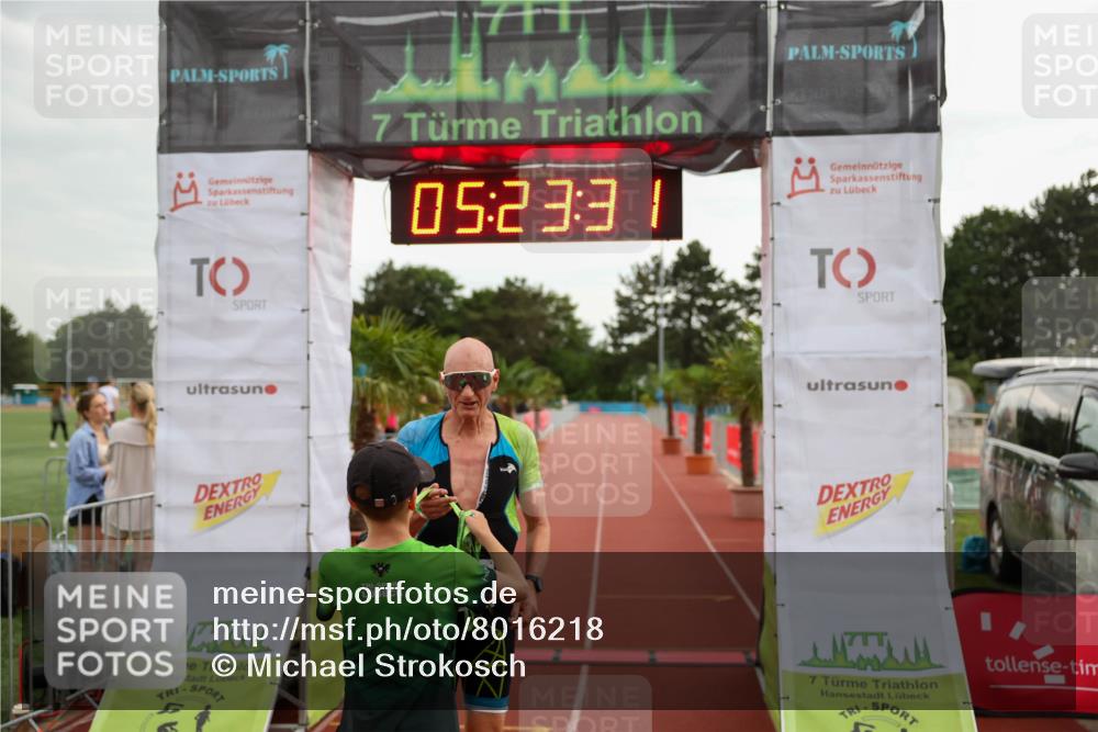 15.06.2025 - 7 Türme Triathlon Michael Strokosch http://msf.ph/oto/8016218 15.06.2025 15:23:31 Ziel 252 meine-sportfotos.de